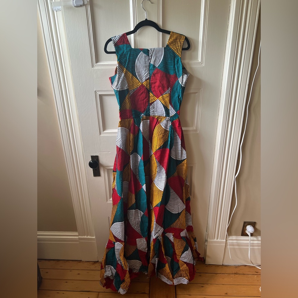 SIKA | Geometric Maxi Dress - Picture 5 of 8